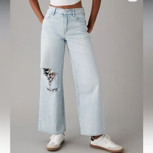 American Eagle Outfitters Light blue wide leg Jeans